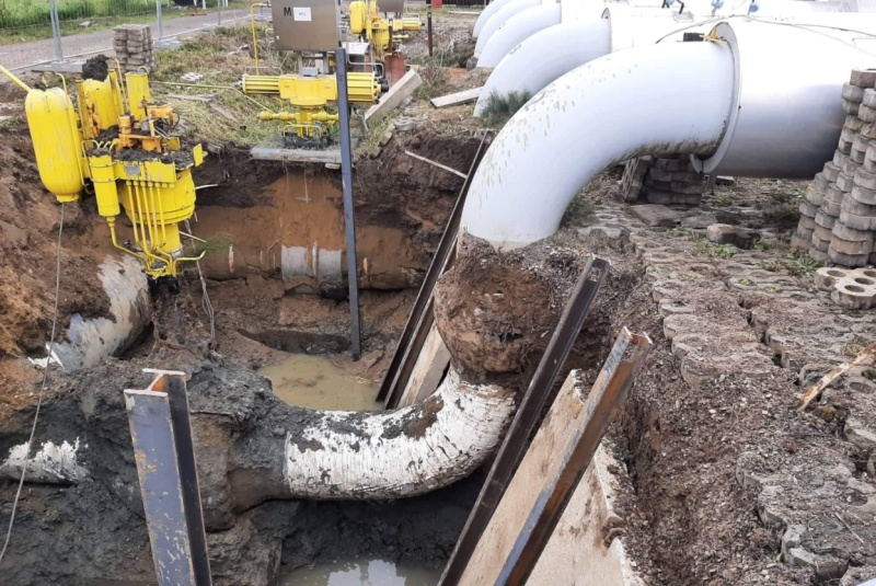 Referencie / Zemné a súvisiace práce pre potreby opravy a údržby technologických potrubných zariadení prepravnej siete - foto Referencie / Zemné a súvisiace práce pre potreby opravy a údržby technologických potrubných zariadení prepravnej siete - foto