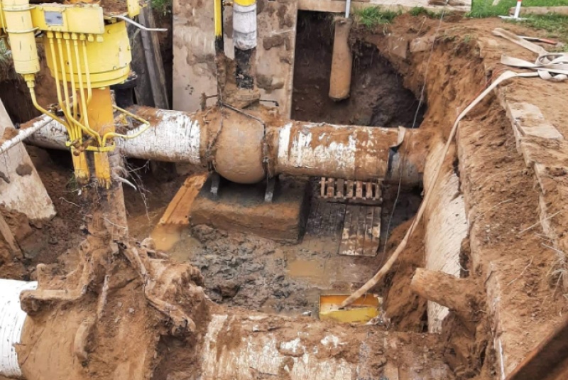 Referencie / Zemné a súvisiace práce pre potreby opravy a údržby technologických potrubných zariadení prepravnej siete - foto Referencie / Zemné a súvisiace práce pre potreby opravy a údržby technologických potrubných zariadení prepravnej siete - foto