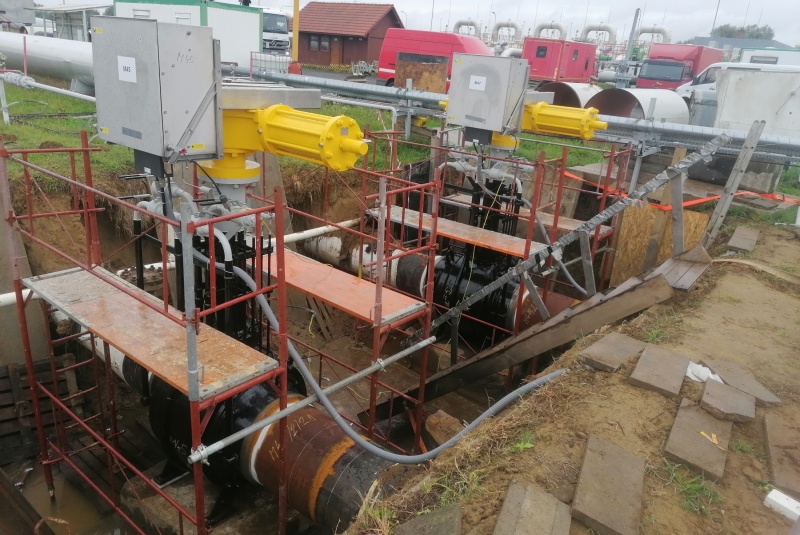 Referencie / Zemné a súvisiace práce pre potreby opravy a údržby technologických potrubných zariadení prepravnej siete - foto Referencie / Zemné a súvisiace práce pre potreby opravy a údržby technologických potrubných zariadení prepravnej siete - foto